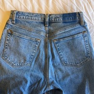 A&F Curve Love 90’s Ultra High Rise Jeans